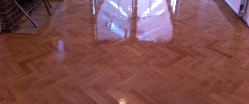 Re-oiling your wooden floor - the complete procedure | Parquet Floor Fitters